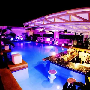 3* Hotel The Penthouse And Residences