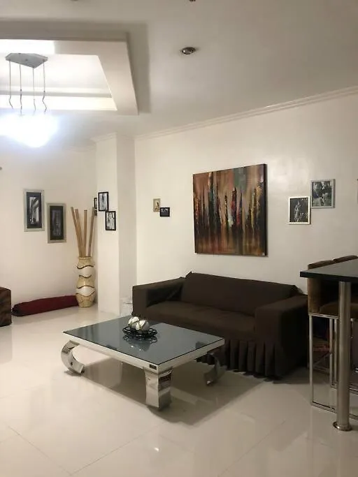 Kandi Comfortable 1Bedroom, King Bed, Housekeeping 安吉利斯 0*,  菲律宾