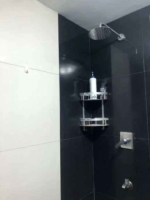 公寓 Kandi Comfortable 1Bedroom, King Bed, Housekeeping 安吉利斯